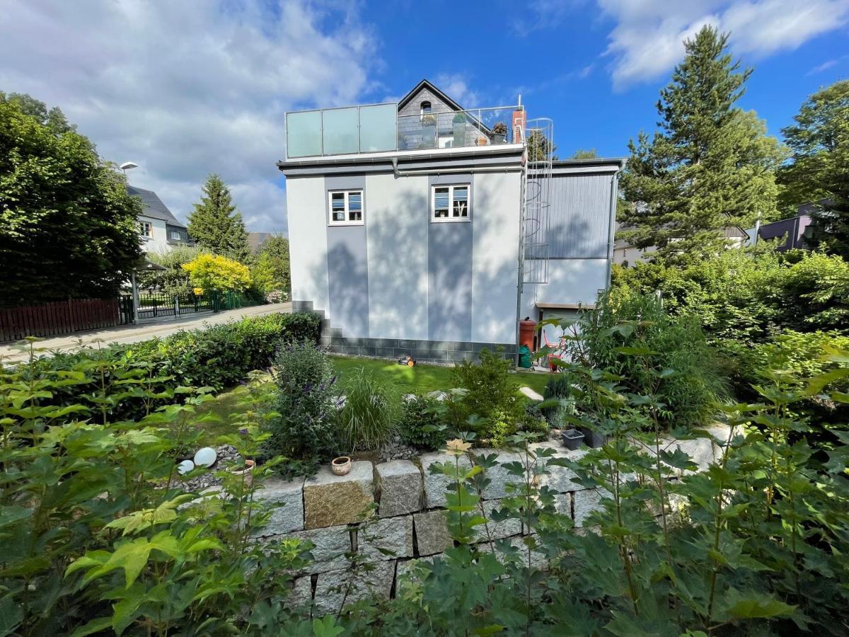 Ferienhaus Villa Adelsberg Mit Dachterrasse In Zentraler Lage Fuer Bis Zu 10 Personen Chemnitz Eksteriør bilde