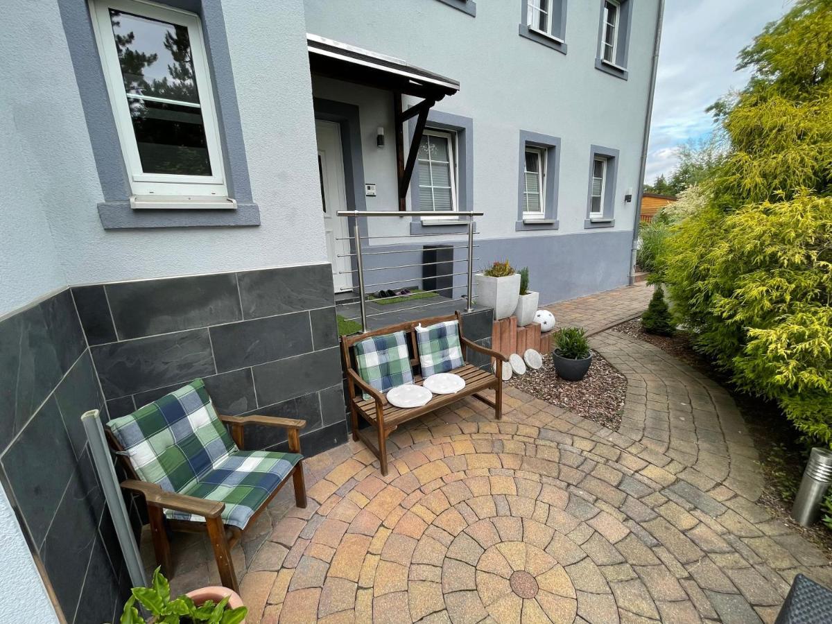Ferienhaus Villa Adelsberg Mit Dachterrasse In Zentraler Lage Fuer Bis Zu 10 Personen Chemnitz Eksteriør bilde